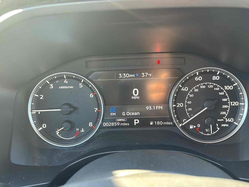 Used 2024 Gray Mitsubishi ES image 33
