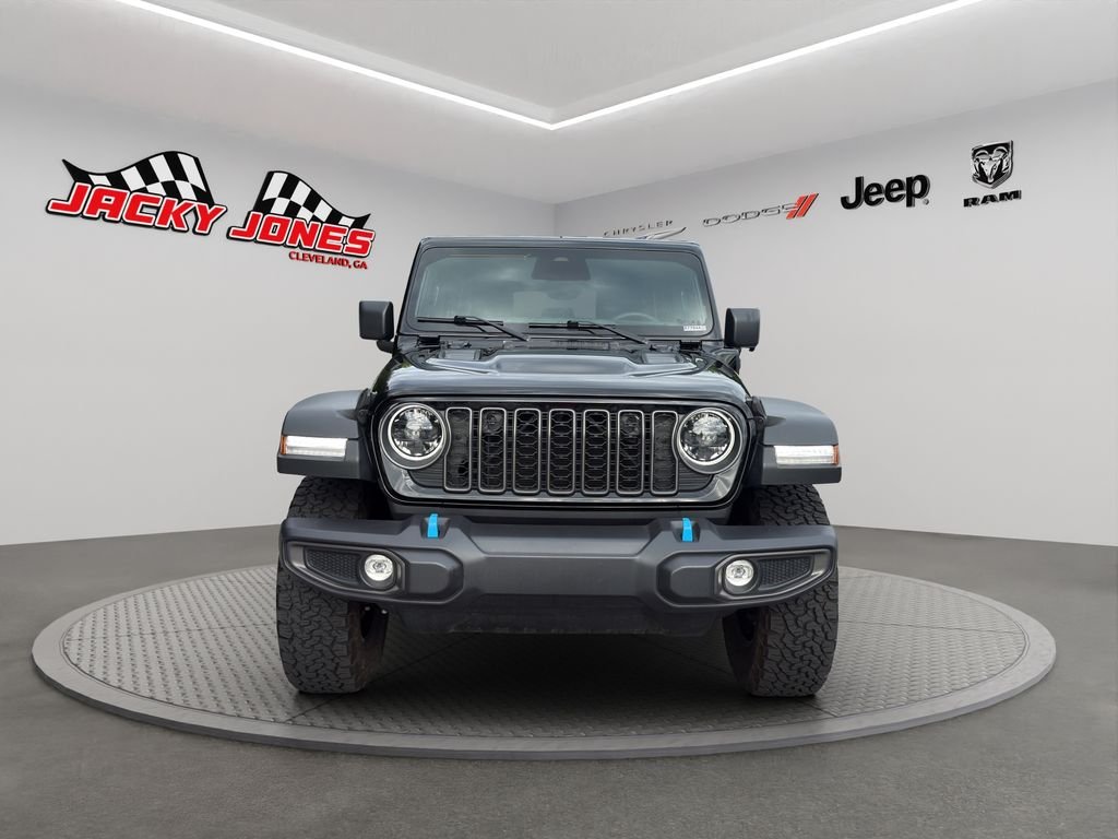 Used 2025 Black Clearcoat Jeep Rubicon image 14