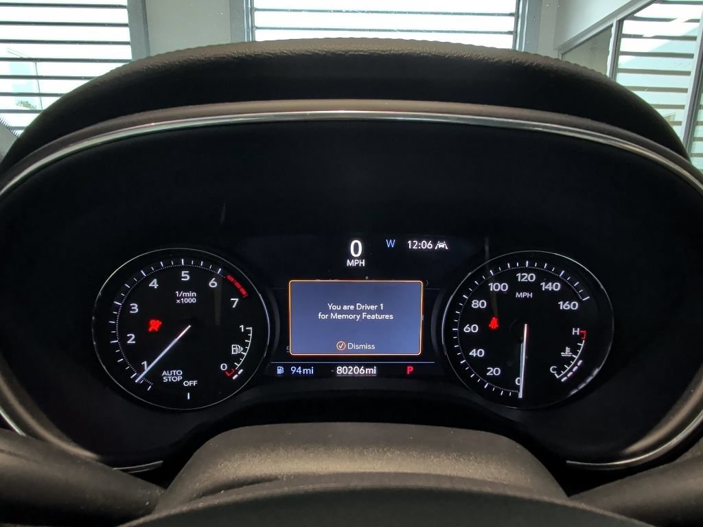 Used 2020 SHADOW METALLIC Cadillac Premium Luxury image 12