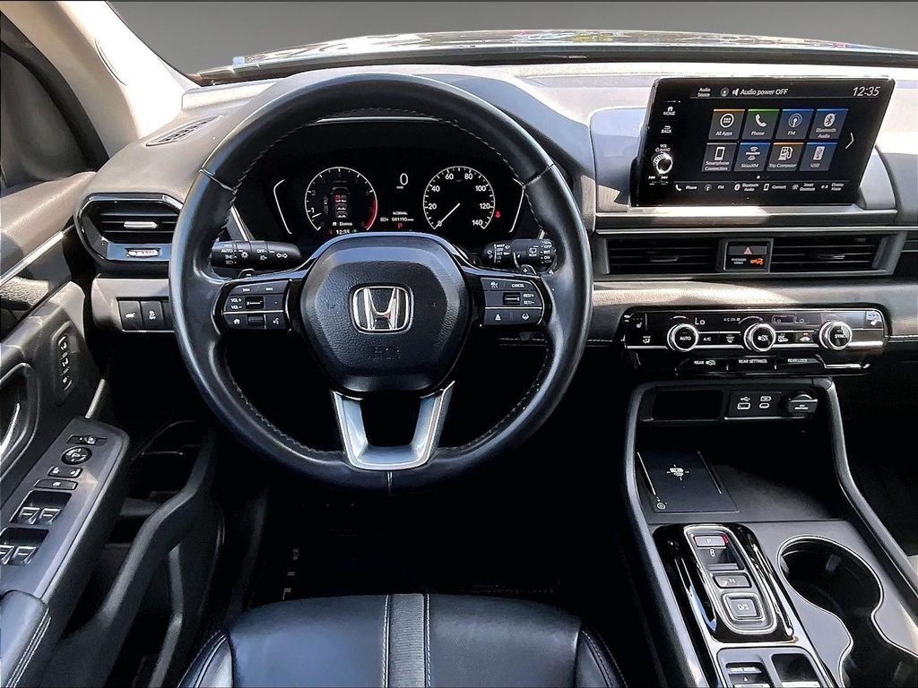 Used 2024 Black Honda EX-L image 18