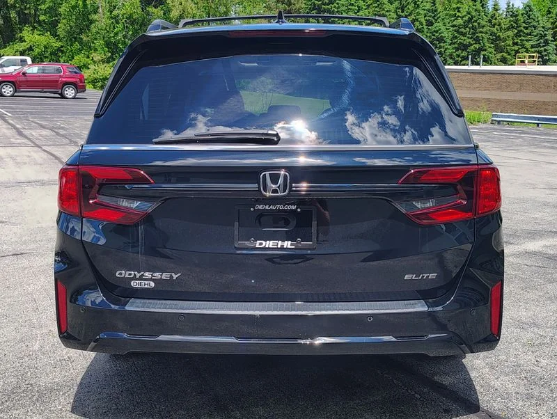 Used 2025  Honda Elite image 8