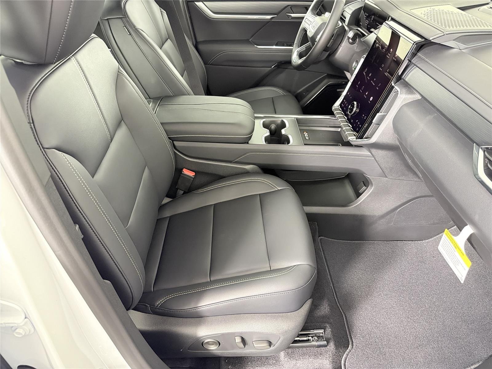2026 GMC Acadia Elevation - Photo 12