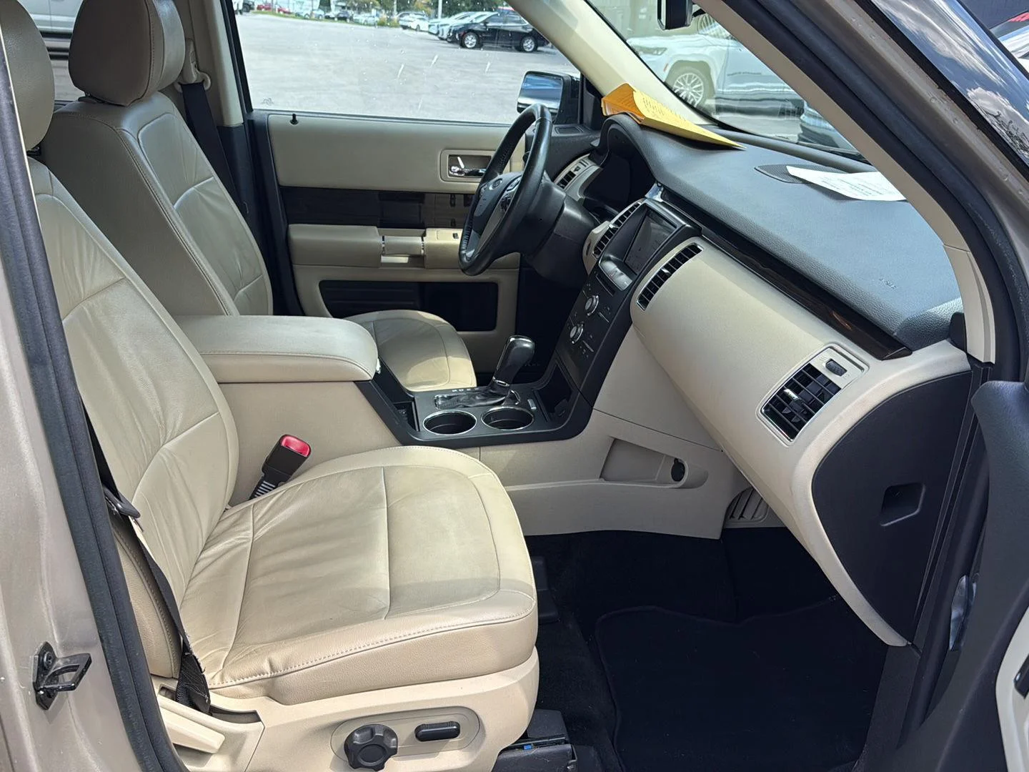 Used 2018 White Gold Ford SEL image 13