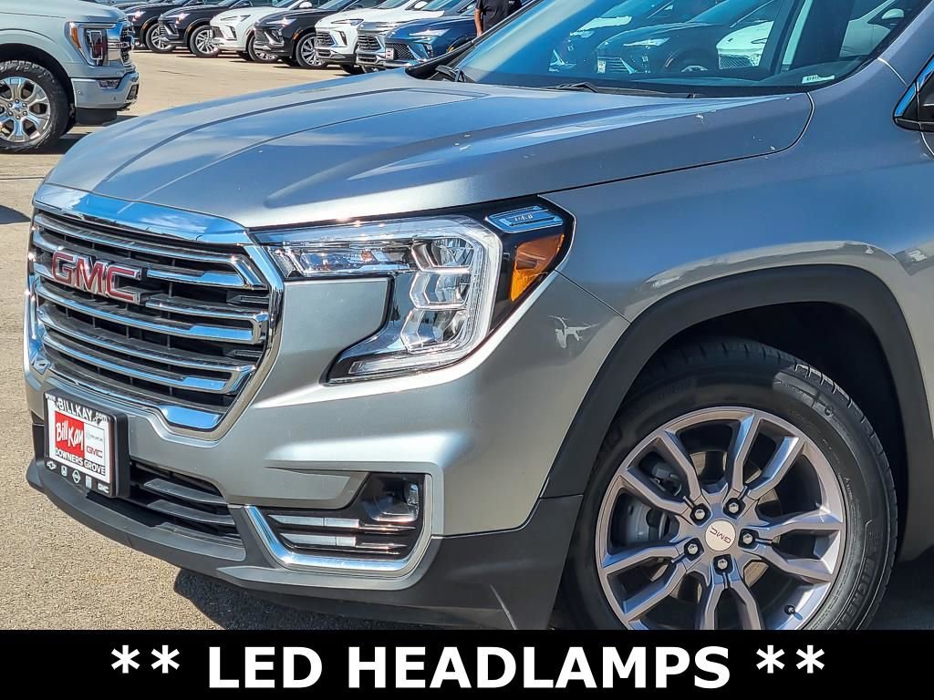 2023 GMC TERRAIN - Image 2