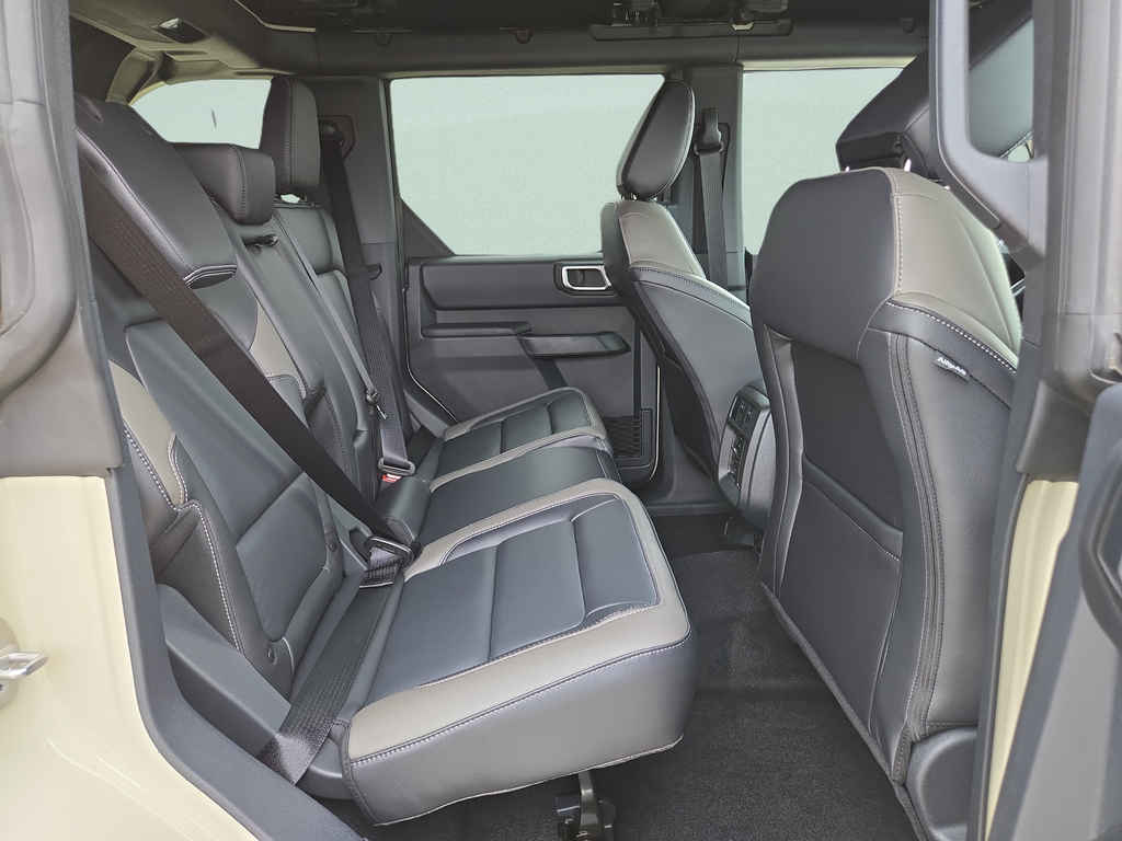 New 2026 Desert Sand Ford Outer Banks® image 26