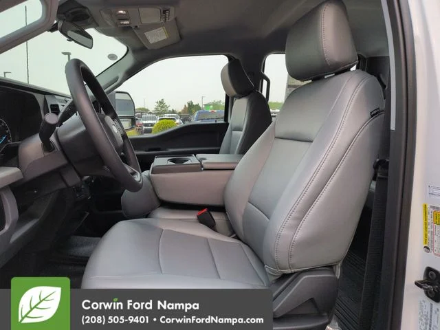 New 2026 Oxford White Ford F-350® XL image 23