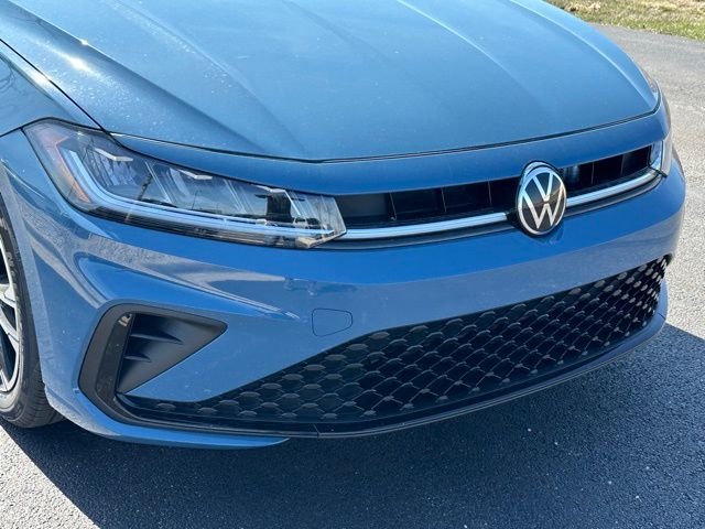 New 2026 Monterey Blue Pearl Volkswagen 1.5T Sport image 8