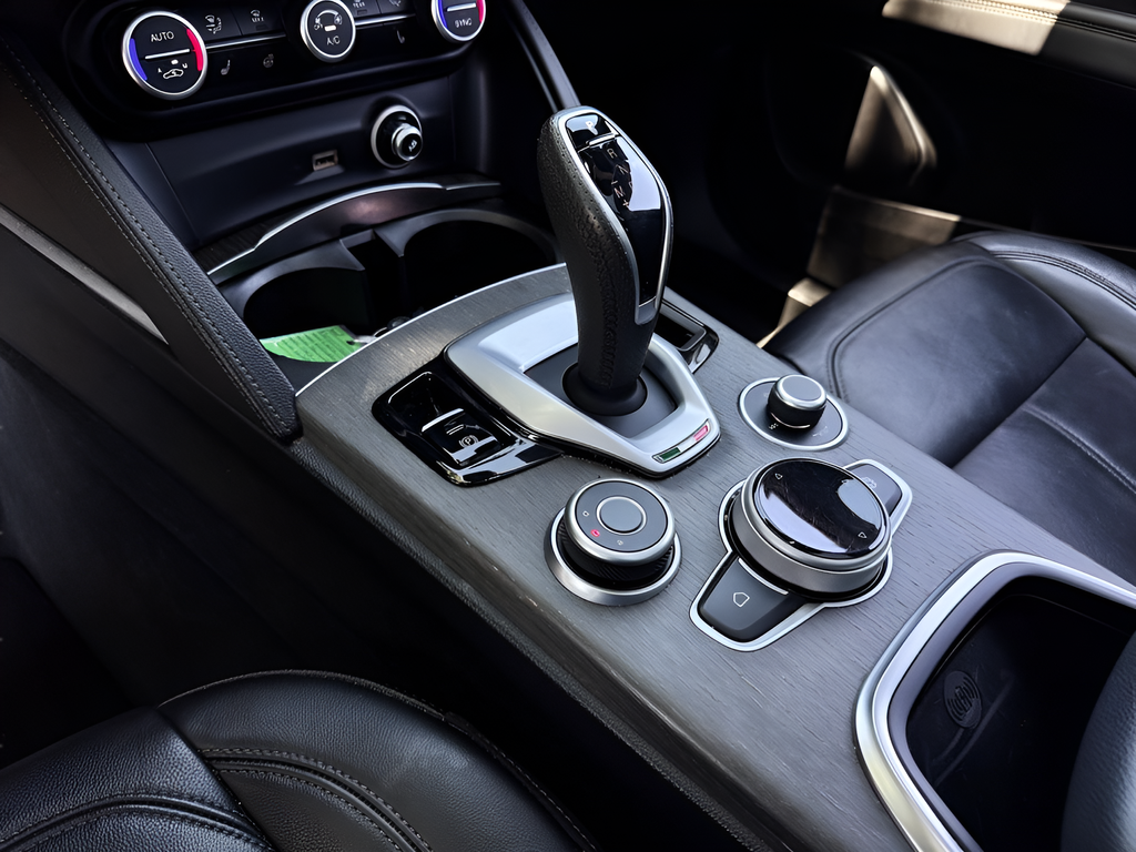 Used 2023 White Alfa Romeo Ti image 14