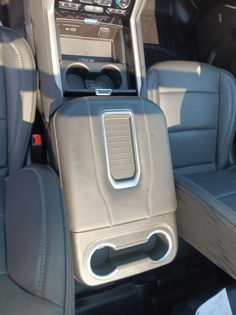 Used 2023 Onyx Black GMC Denali image 23