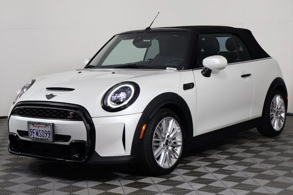 2023 MINI Convertible