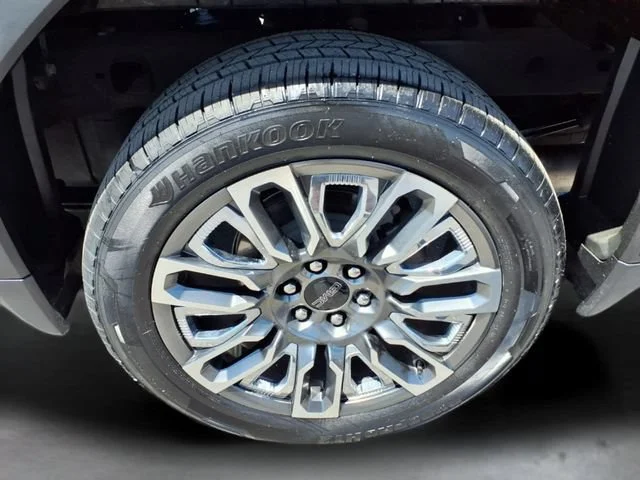 Used 2023 Titanium Rush Metallic GMC Denali Ultimate image 9