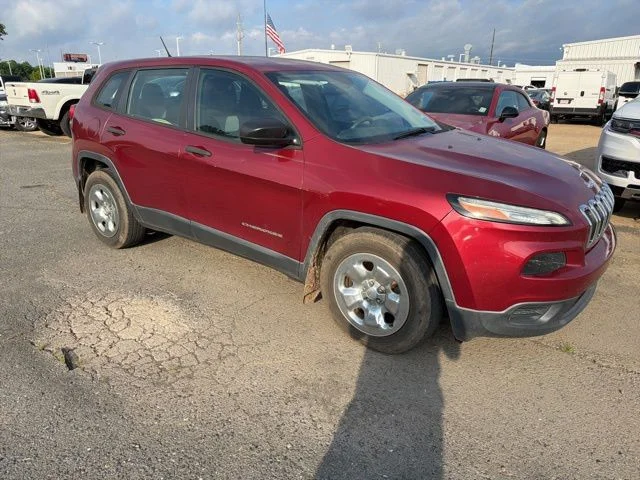 2014 Jeep Cherokee Sport's photo