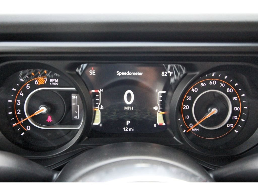 2025 Jeep Wrangler 4-Door Sahara - Photo 14