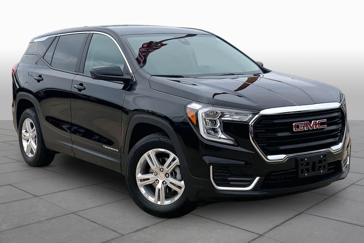 2024 GMC Terrain SLE - Photo 3