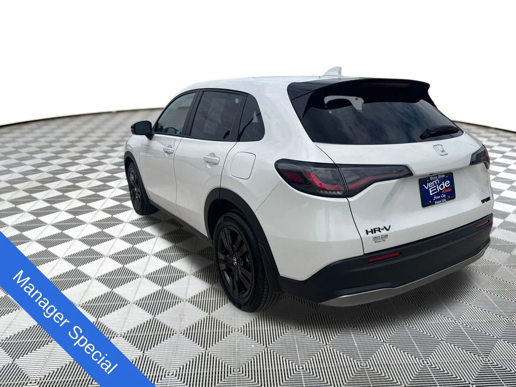 2026 Honda HR-V Sport - Photo 3