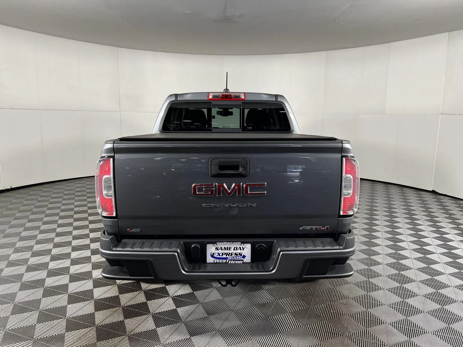 Used 2021 Satin Steel Metallic GMC 4WD AT4 w/Cloth image 7