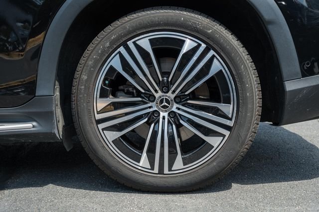 Used 2023 Black Mercedes-Benz 450 image 19