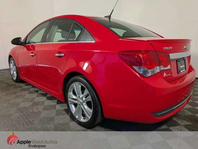 Used 2014 Red Chevrolet LTZ image 4