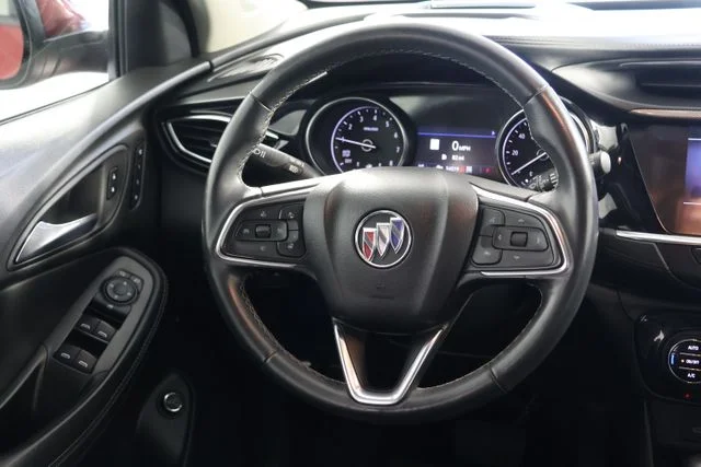 Used 2022 Red Buick Essence image 10