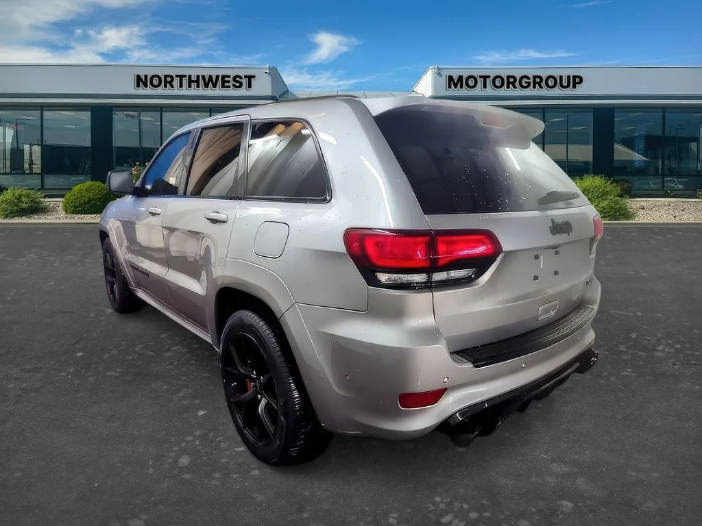 Used 2019 Billet Metallic Jeep SRT image 3