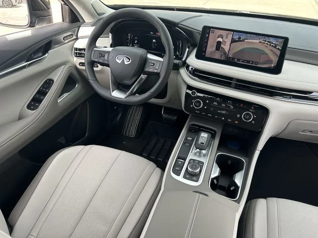 New 2027 MINERAL BLACK INFINITI Luxe AWD image 16