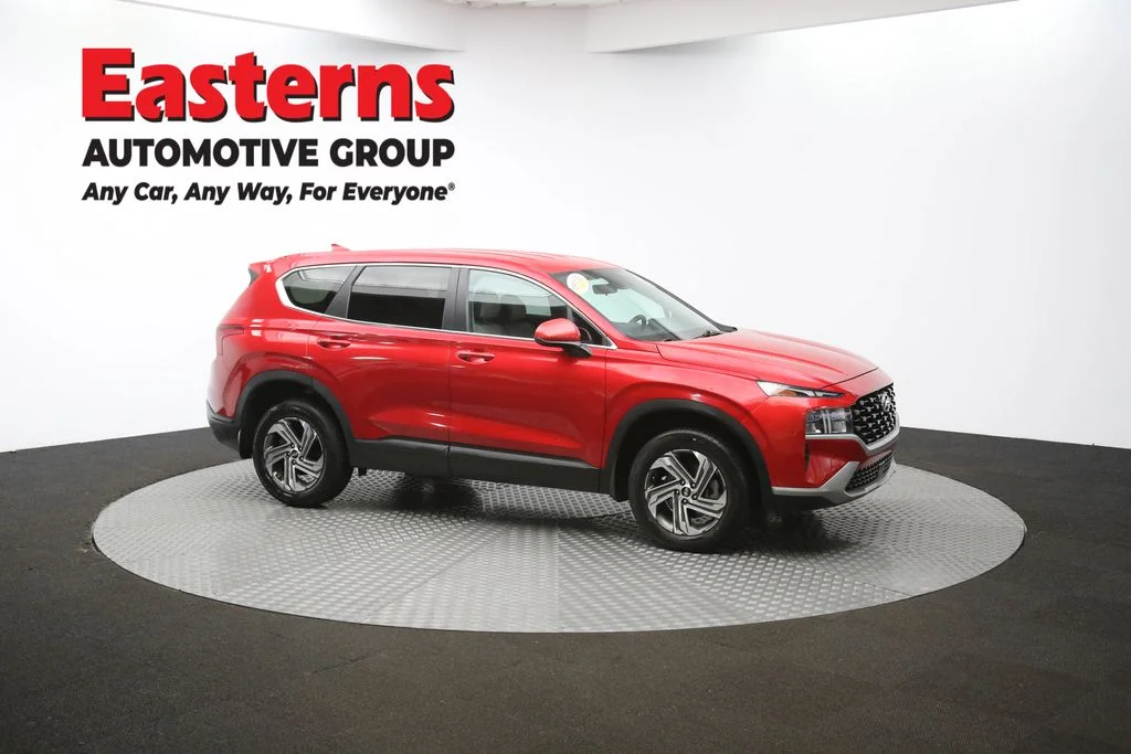 Used 2022 Red Hyundai SE image 46