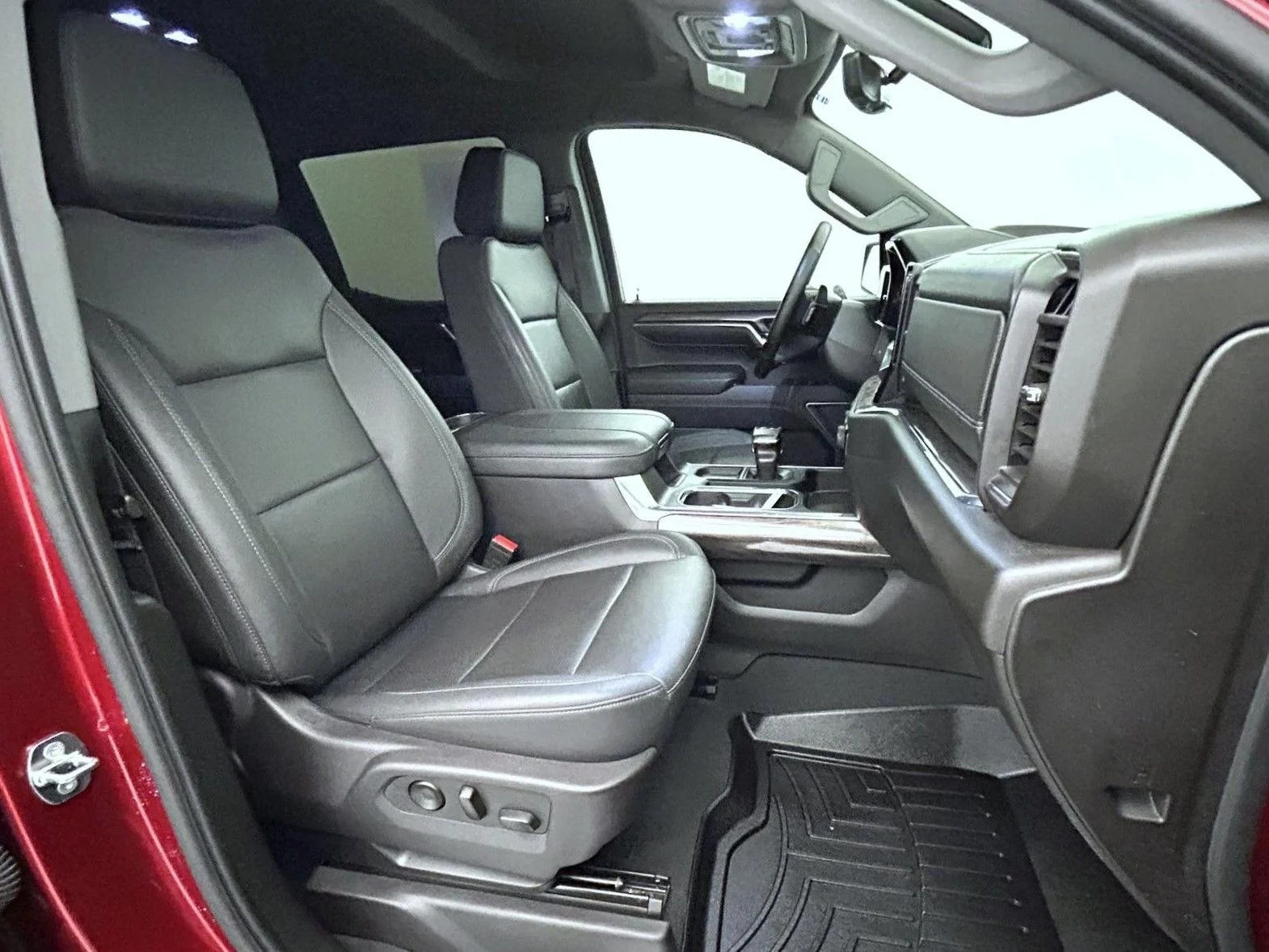 Used 2024 Red Chevrolet LTZ image 15