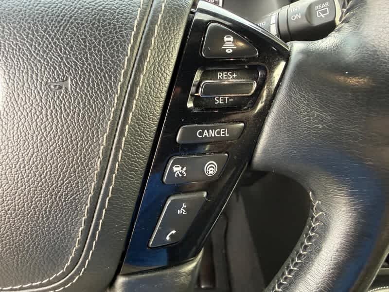Used 2021 Super Black Nissan Platinum image 17