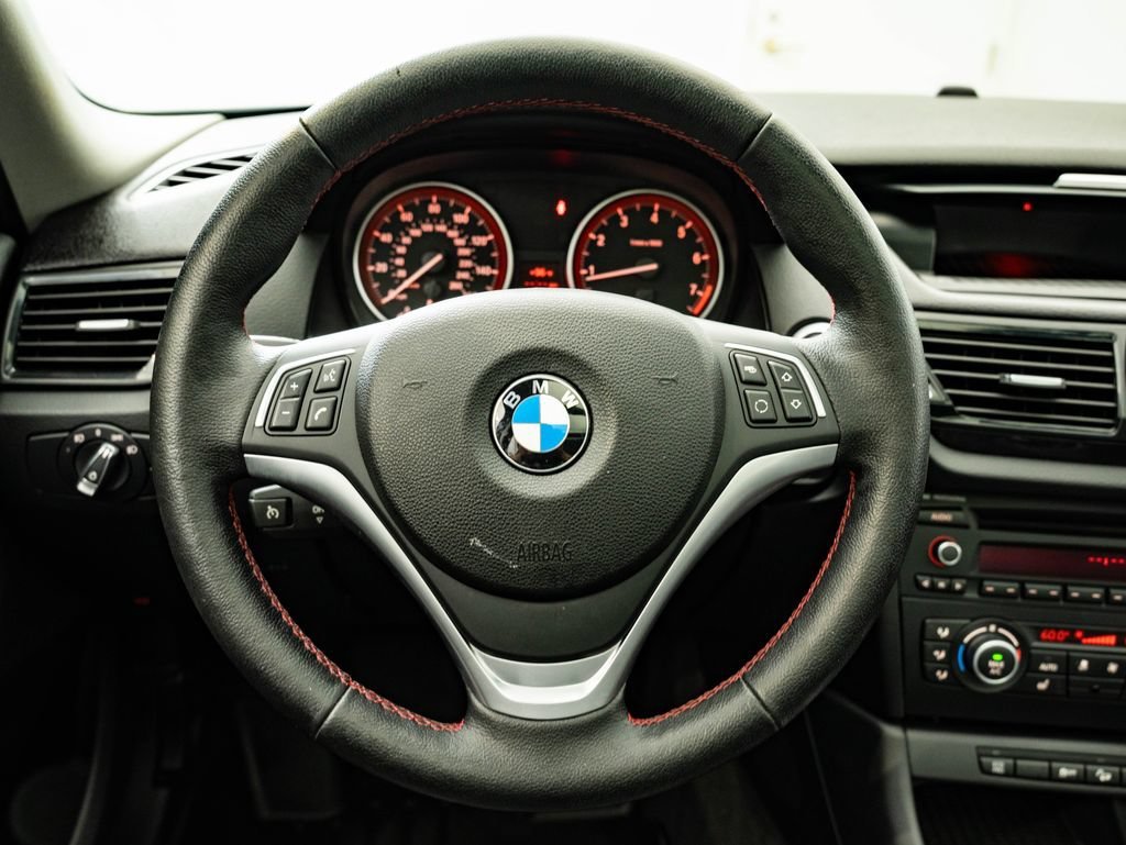 Used 2014 Alpine White BMW xDrive28i image 39