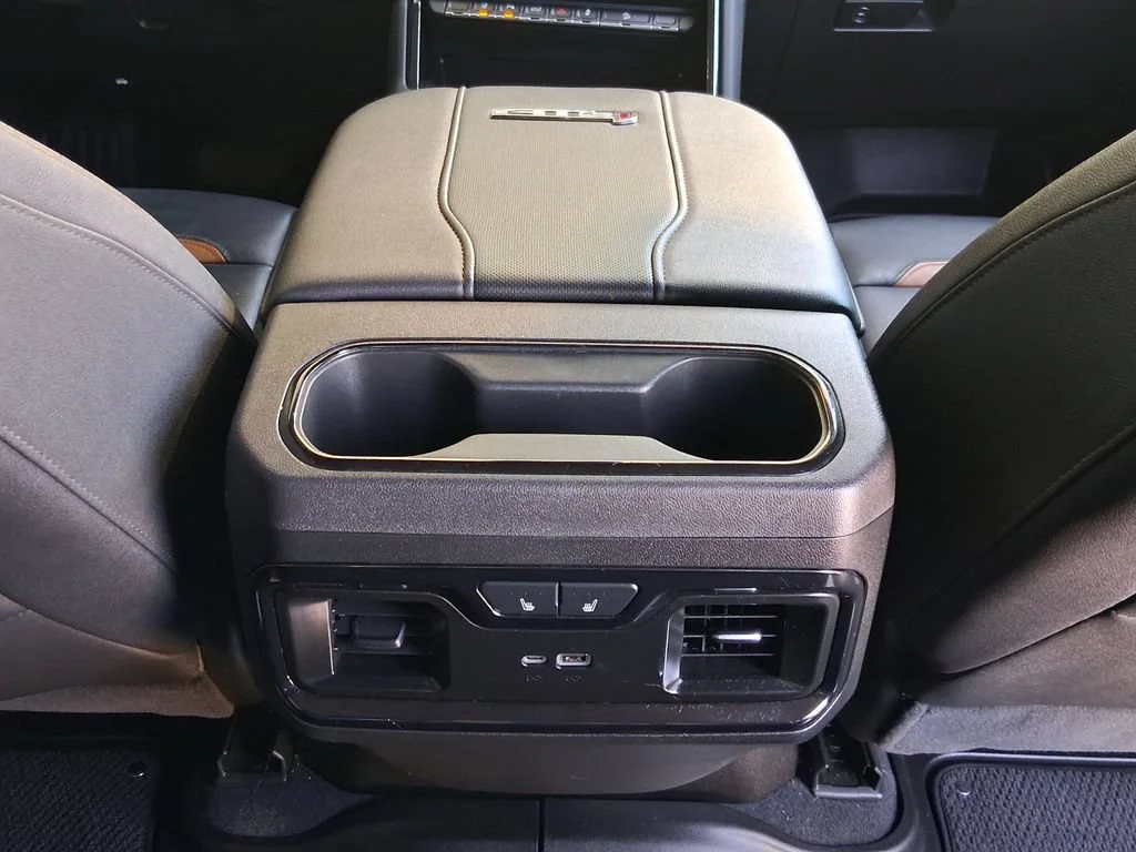 Used 2025 Onyx Black GMC AT4 image 23