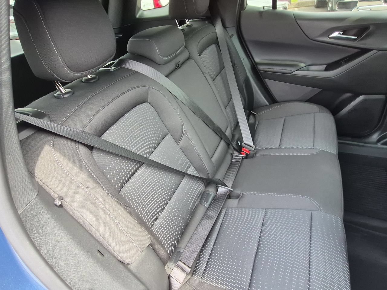 New 2027 Lakeshore Blue Metallic Chevrolet LT image 26