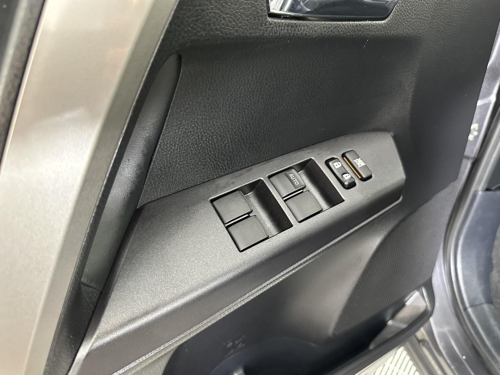 Used 2018 Magnetic Gray Metallic Toyota XLE image 17