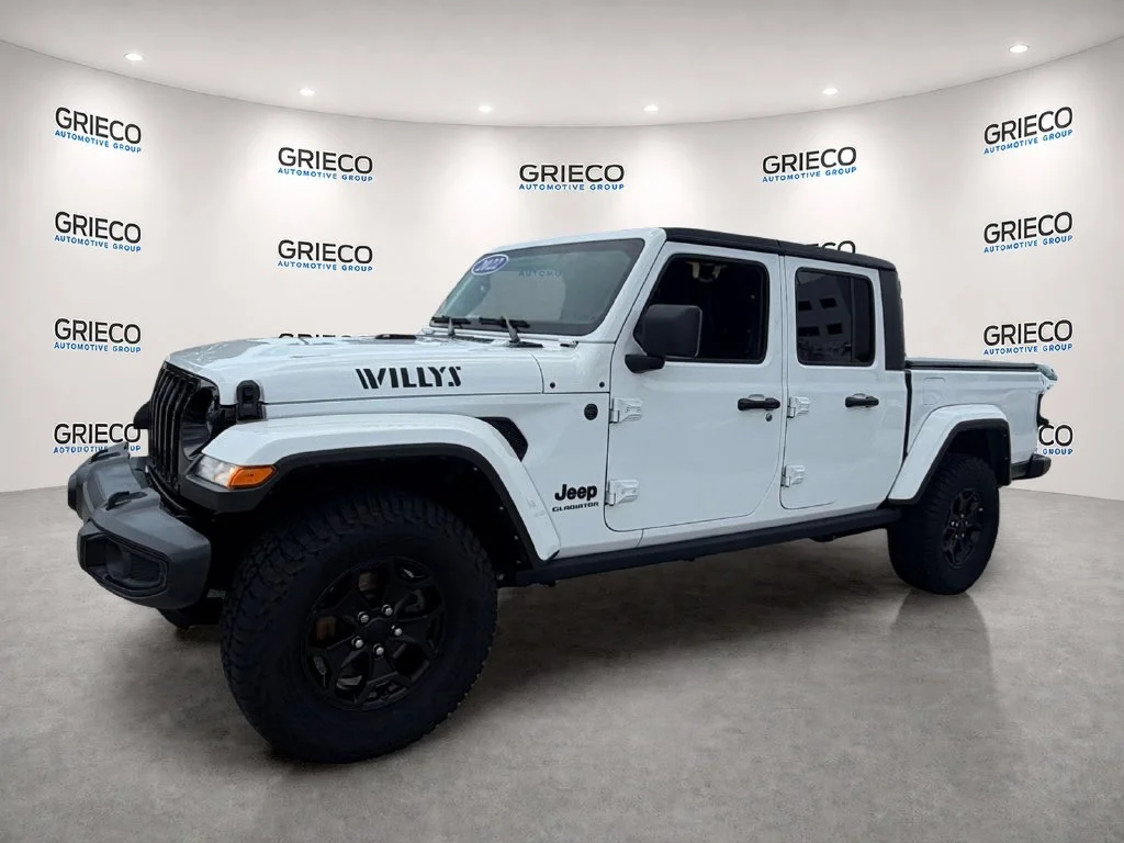 Used 2022 White Jeep Willys image 3