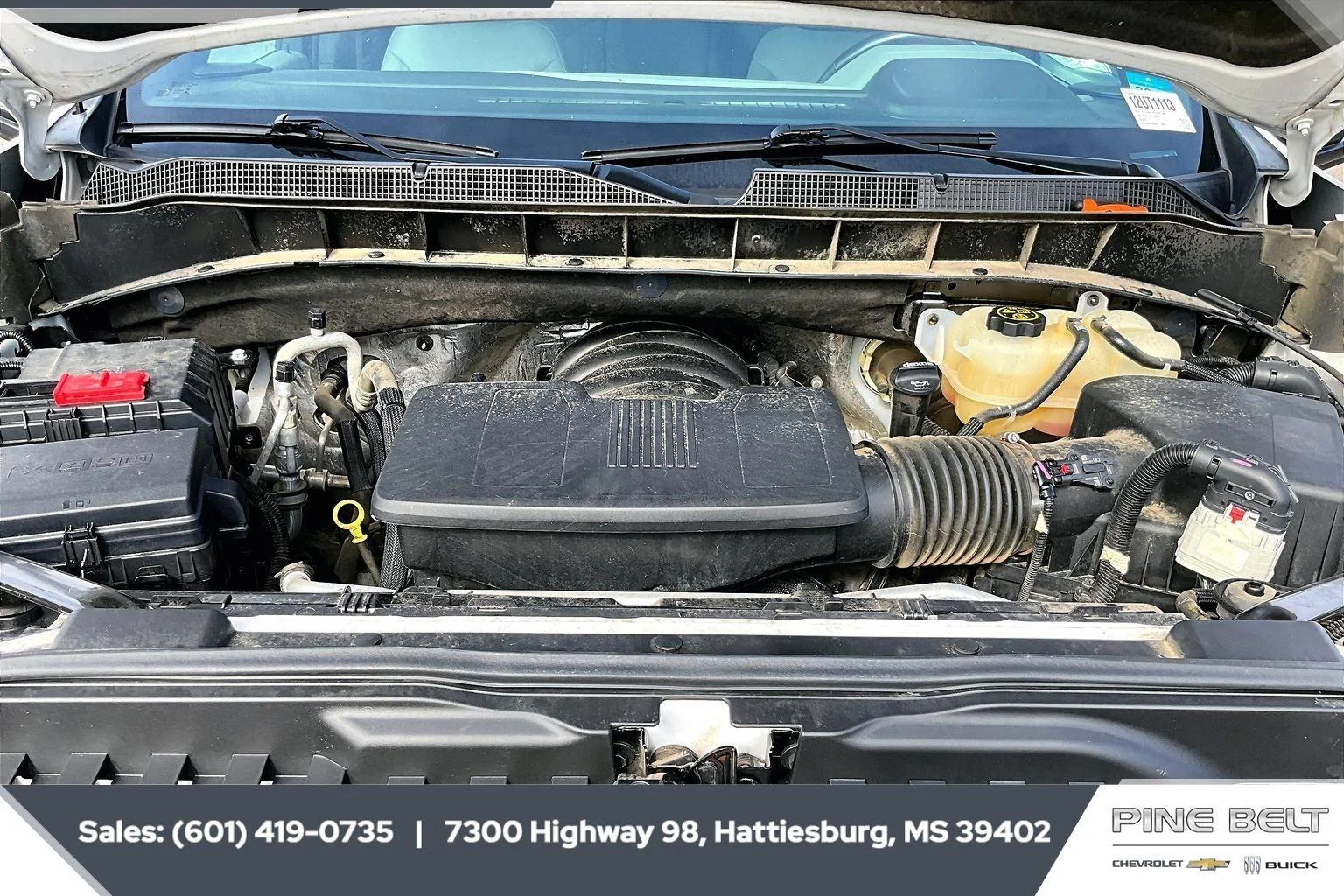 Used 2022 Summit White Chevrolet LTZ image 9