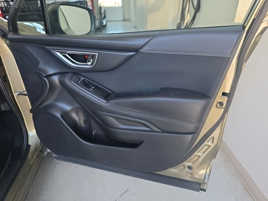 Used 2022 Green Metallic Subaru Premium image 23
