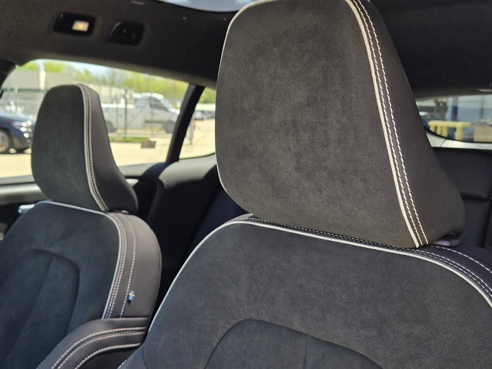 Used 2023 Thunder Gray Metallic Volvo Plus image 28