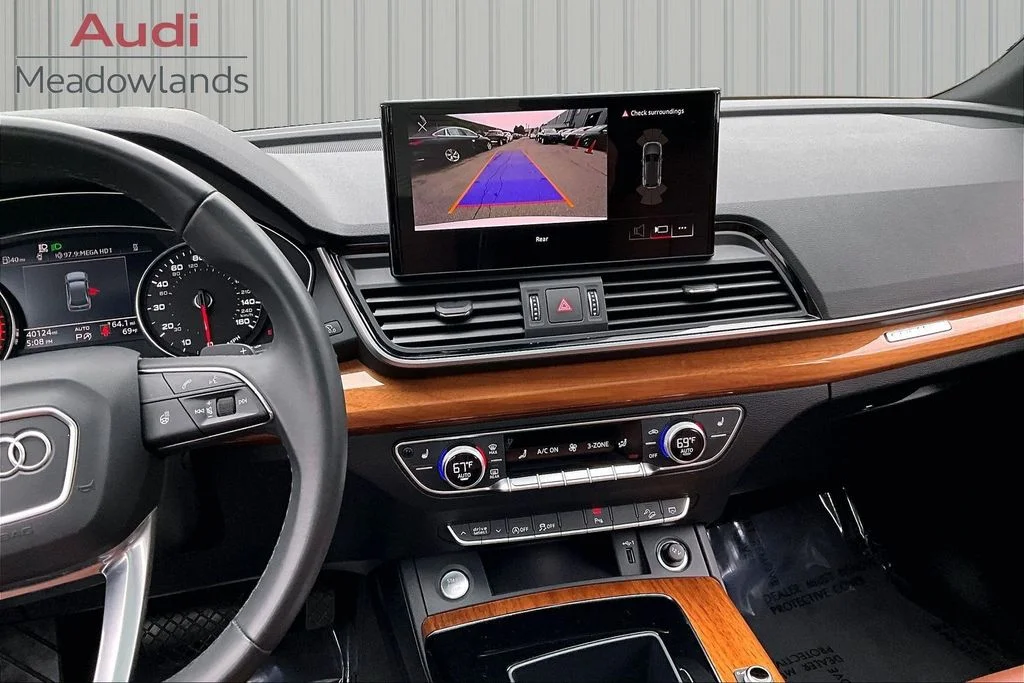 Used 2023 White Audi 40 Premium image 9