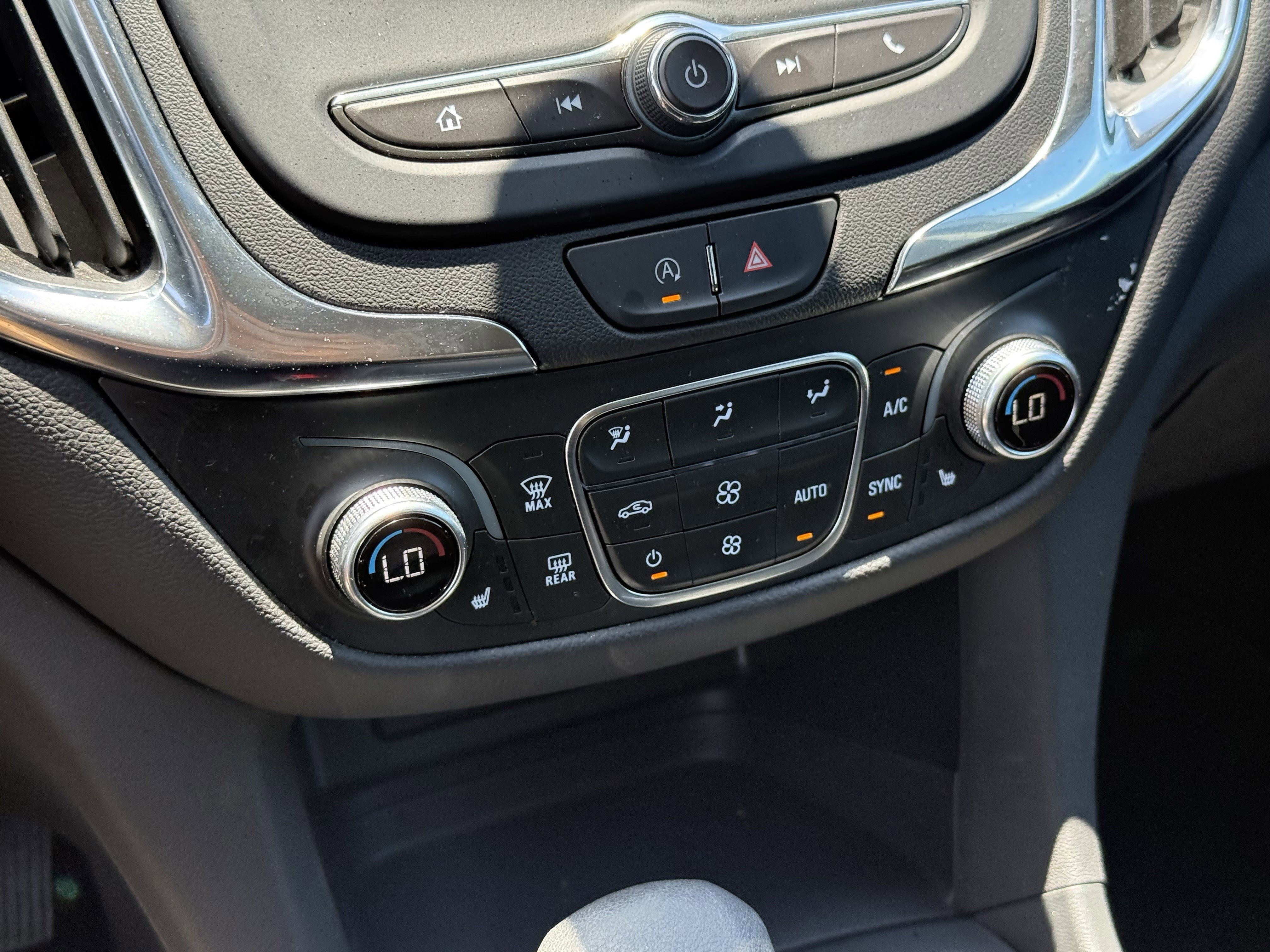Used 2024 Lakeshore Blue Metallic Chevrolet  image 21
