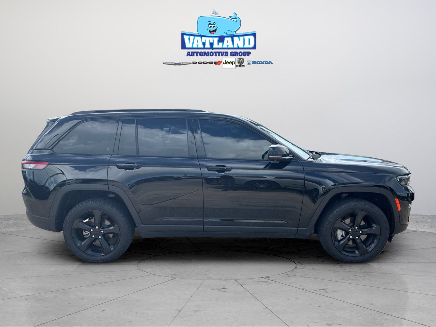 Used 2023 Black Jeep Limited image 6