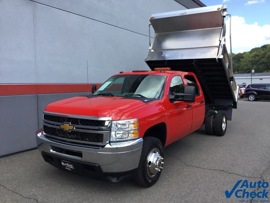 Used 2013 Red Chevrolet Work Truck image 6
