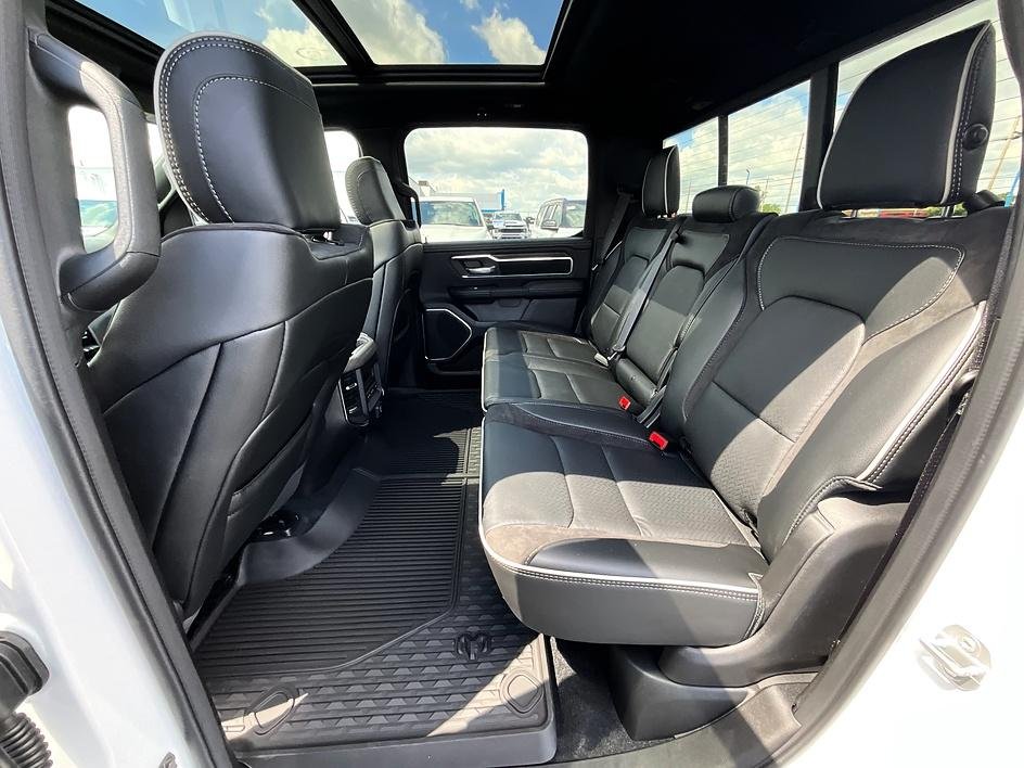 New 2026 Bright White Clear-Coat Exterior Paint RAM Laramie image 30