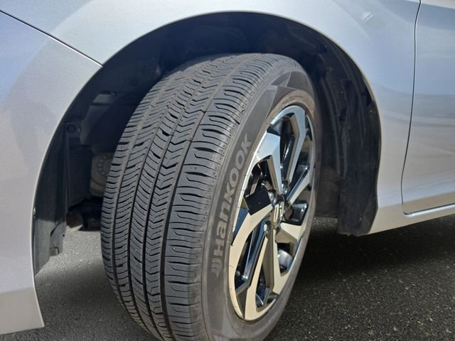 Used 2016  Honda EX-L image 35