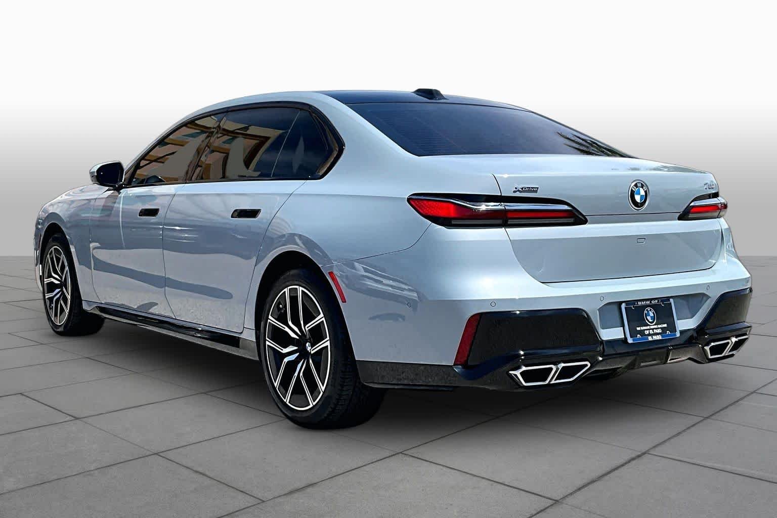 Used 2024 Brooklyn Grey Metallic BMW 760i xDrive image 11