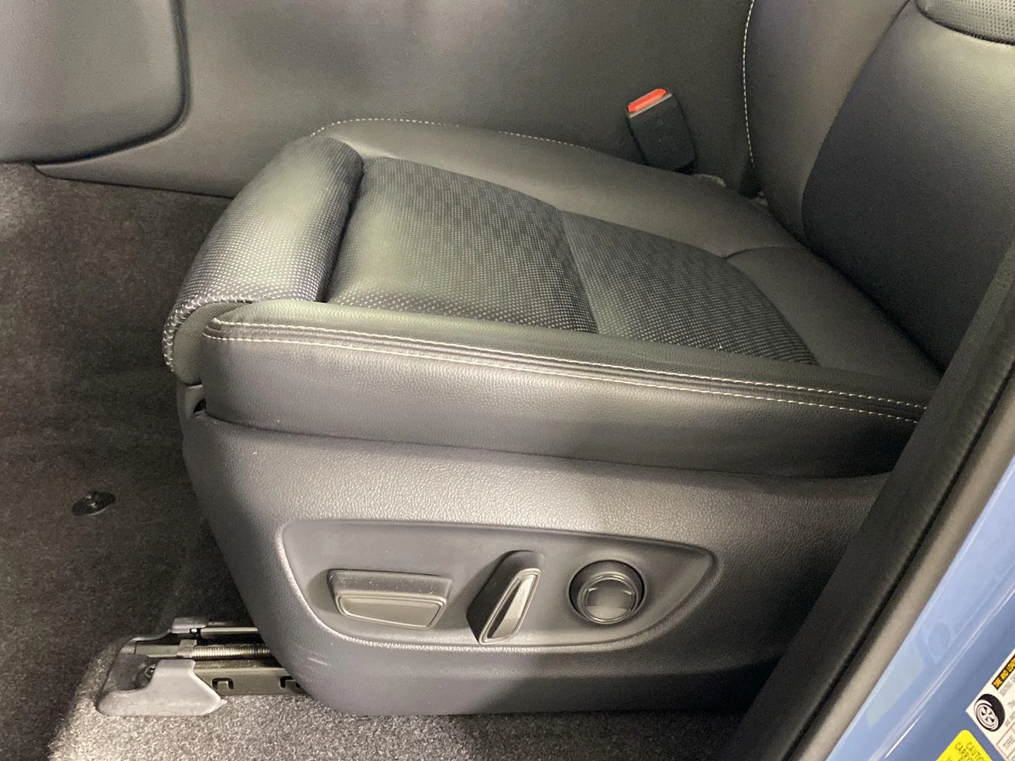 Used 2025 Heritage Blue w/Grayscape Roof Toyota  image 14