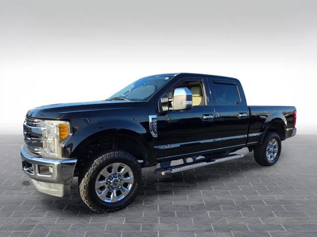 Used 2017 Shadow Black Ford Lariat image 3
