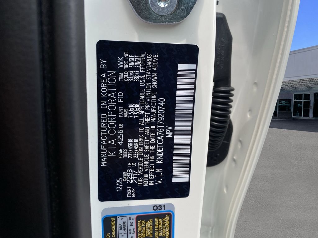 Used 2026 Clear White/Black Roof Kia SX image 37