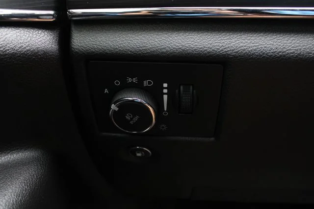 Used 2021 White Jeep Limited image 11