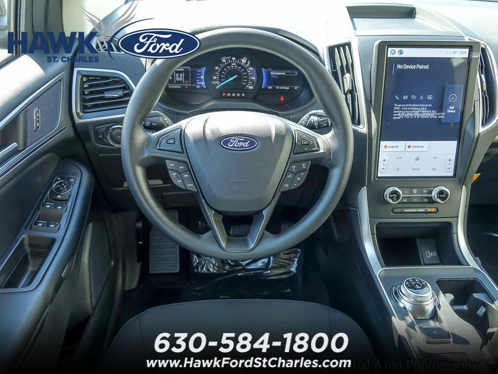 New 2024 Oxford White Ford SE image 9