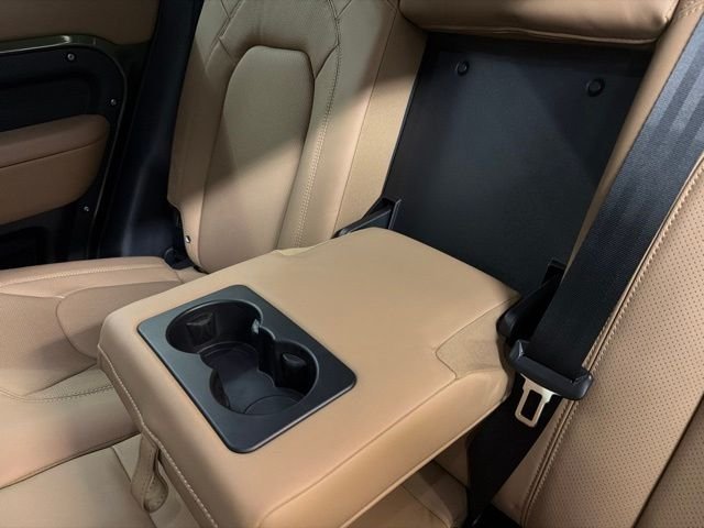 New 2026 Woolstone Green Land Rover S image 15