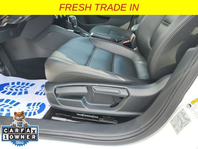 Used 2018 White Volkswagen 1.8T SE Sport image 10